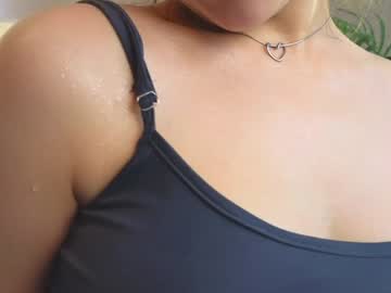 girl
        chelseafurnish cam image #207156