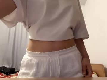 girl
        oracowee cam image #258828