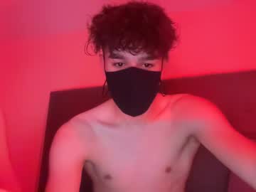 couple
        aphroditeanderos cam image #70300