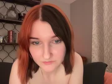 girl
        tinytittytia cam image #145214