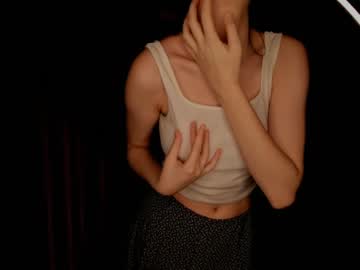 girl
        iris_xavi cam image #135035