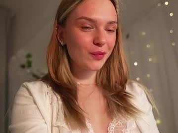 girl
        cyberprincess_ cam image #216676