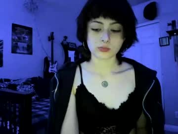 girl
        scarluvs cam image #186715