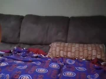 girl
        kyjelly420420 cam image #46414