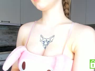 girl
        taitfollin cam image #183744