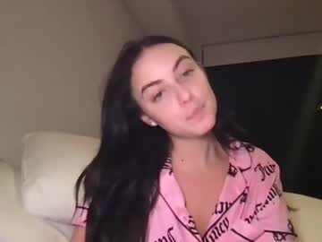 girl
        of_aliiscool cam image #180701