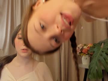 girl
        lovelydelmel cam image #151730