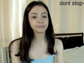 girl
        vexxix_ cam image #90955