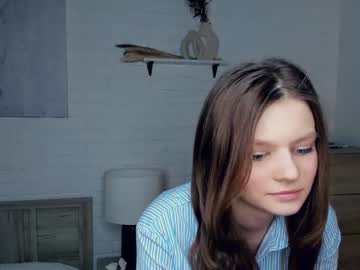 girl
        katy_best_ cam image #156524