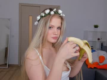 couple
        betty_gre cam image #143572