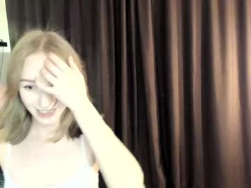 girl
        sweetness_s cam image #126635