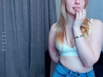 girl
        synnovegrise cam image #160965