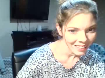 girl
        blaire2017 cam image #47921