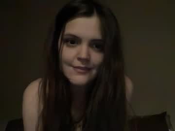 girl
        elisweets cam image #185761