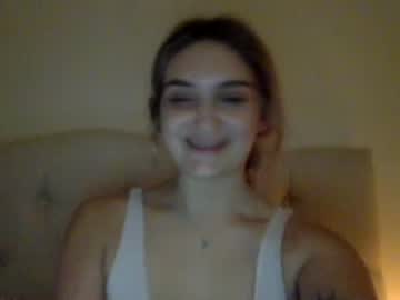 girl
        mollystoneeof cam image #44049