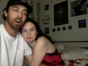 couple
        zandg cam image #201943