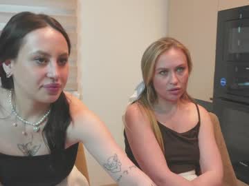couple
        girlsurbate cam image #232156