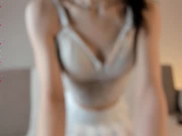 girl Sex Cam Older Woman with elwynagreaves
