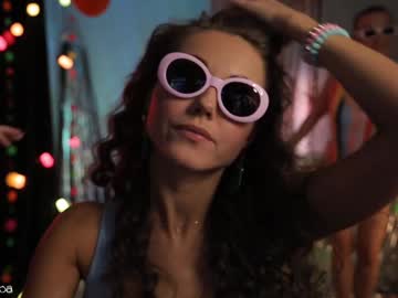 girl
        lunalitta cam image #190699