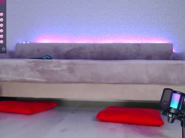girl
        lia__bunny cam image #57065