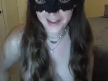 girl
        summer_moon16 cam image #53039