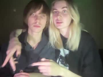 couple
        newfaceinhell33 cam image #120237