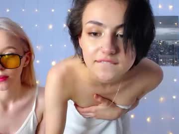 couple Sex Cam Older Woman with kayla_bennet