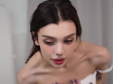 girl
        karina_amiri cam image #187274
