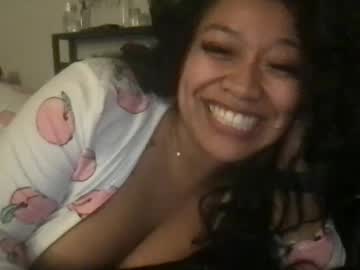 girl
        ohmyyleilani cam image #234098