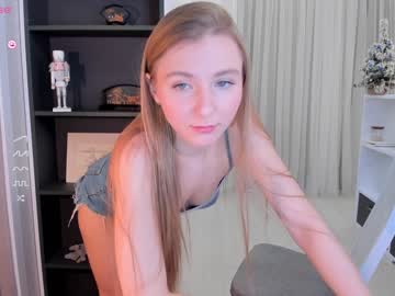 girl
        aquilaris cam image #139178