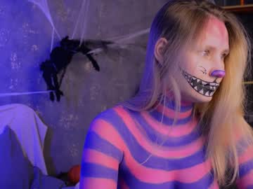 girl
        boooooom_ cam image #7874
