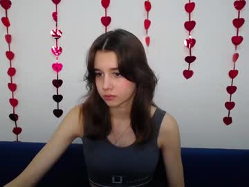 girl
        sskruellatee cam image #147383