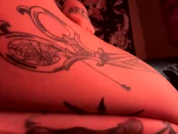 girl
        lookingforlona cam image #265039