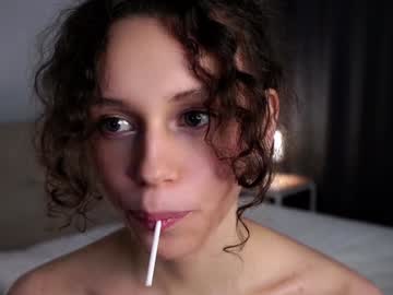 girl
        elvahamling cam image #213909