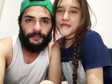 couple
        raven_sucubo696 cam image #131514