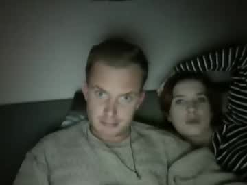 couple
        qtie527 cam image #234058