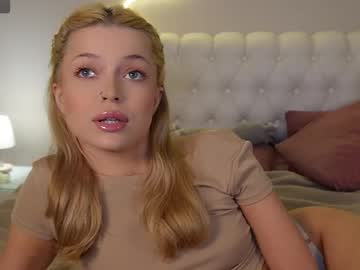 girl Sex Cam Older Woman with kellypeachpie