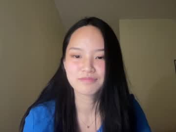 girl
        alice_lee18 cam image #2010