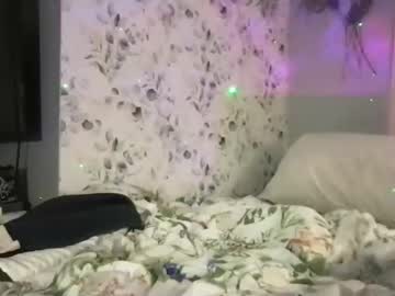girl
        badgul cam image #130136