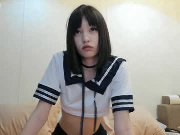 girl
        jennycake1 cam image #217981