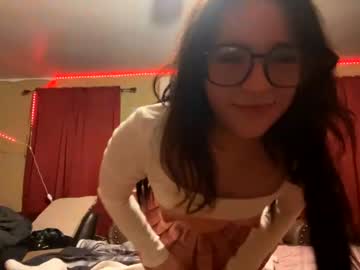 girl
        ashangelbaby cam image #127422
