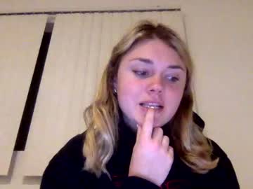 girl
        cassidyyqueen cam image #82247