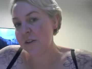 couple
        watchmeplay2 cam image #159943
