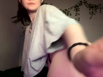 girl
        bnnybby333 cam image #254658