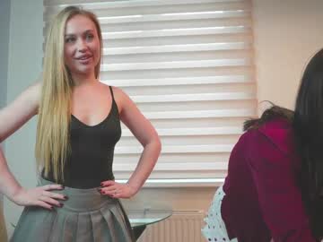 couple
        girlsurbate cam image #232098