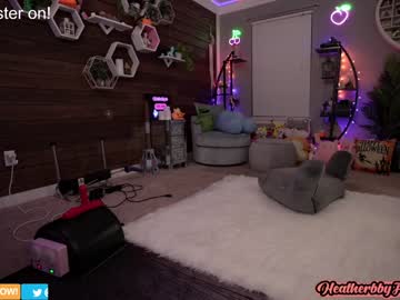 girl
        heatherbby9 cam image #19126