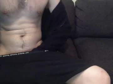 couple
        alaska_dream_ cam image #36911