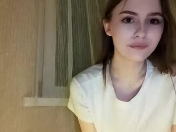 girl
        jennyjansen cam image #114691