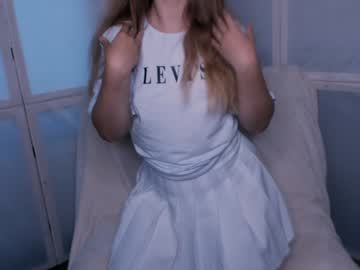 girl
        isabellegeffroy cam image #206809