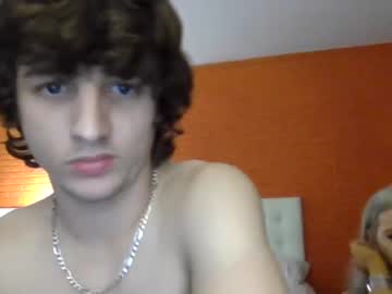 couple
        bigt42069420 cam image #154055
